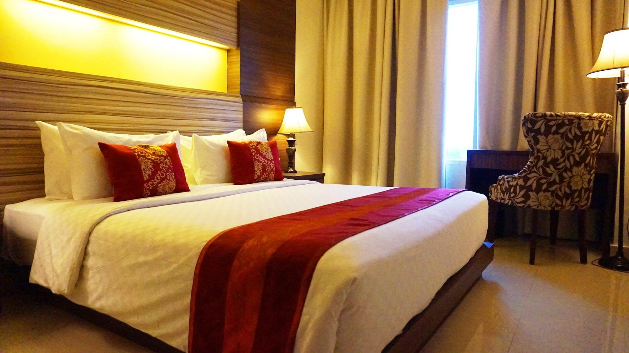 Sapphire Sky Hotel & Conference Serpong Exterior foto